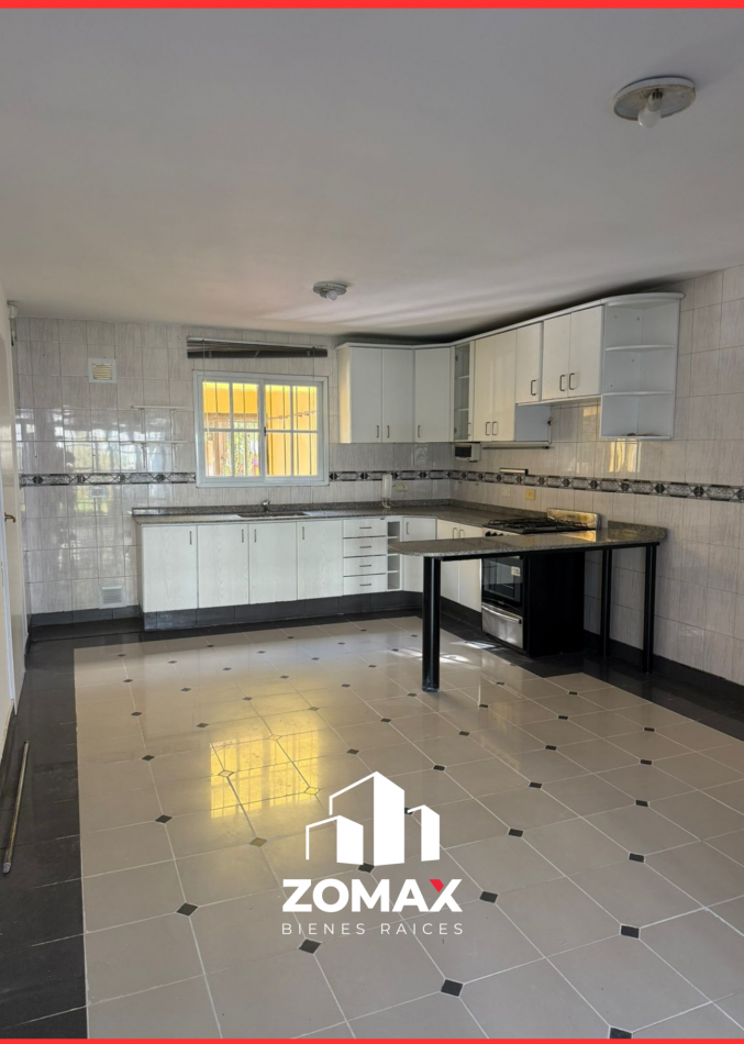 CASA EN VENTA B° GRAND BURG. APTO CRED HIPOTECARIO
