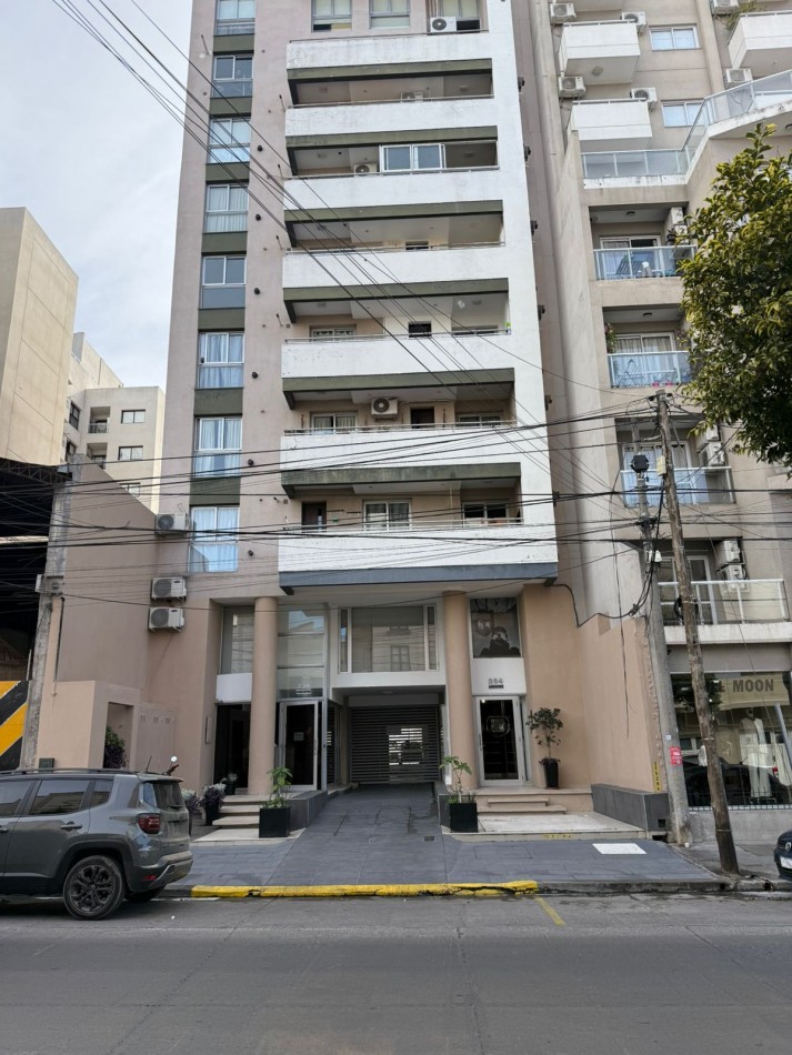 DPTO EN VENTA SOBRE AMEGHINO 238 A METROS DEL SHOPPING ALTO NOA